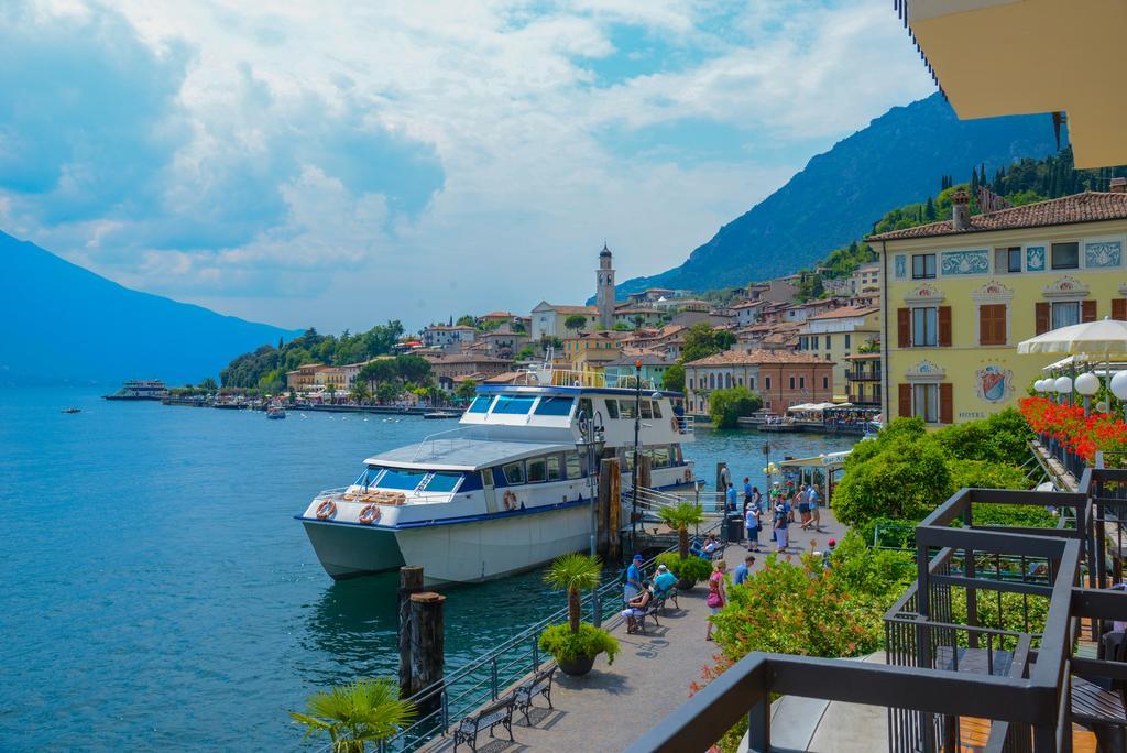 All'azzurro Hotel Limone sul Garda